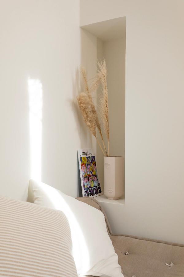 Les Cles Secretes Hotel แซ็ต ภายนอก รูปภาพ